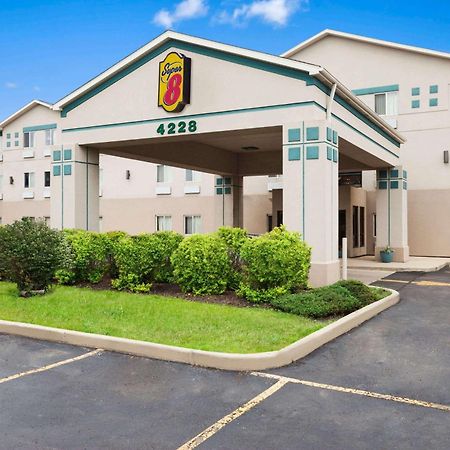 Super 8 By Wyndham Aurora/Naperville Area Екстер'єр фото